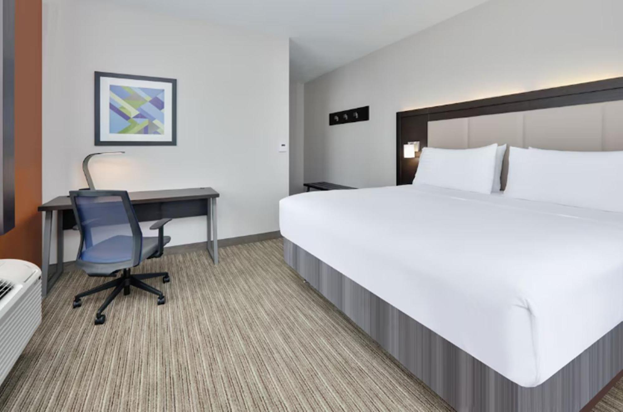 Holiday Inn Express & Suites Dallas - Duncanville By Ihg Exterior foto