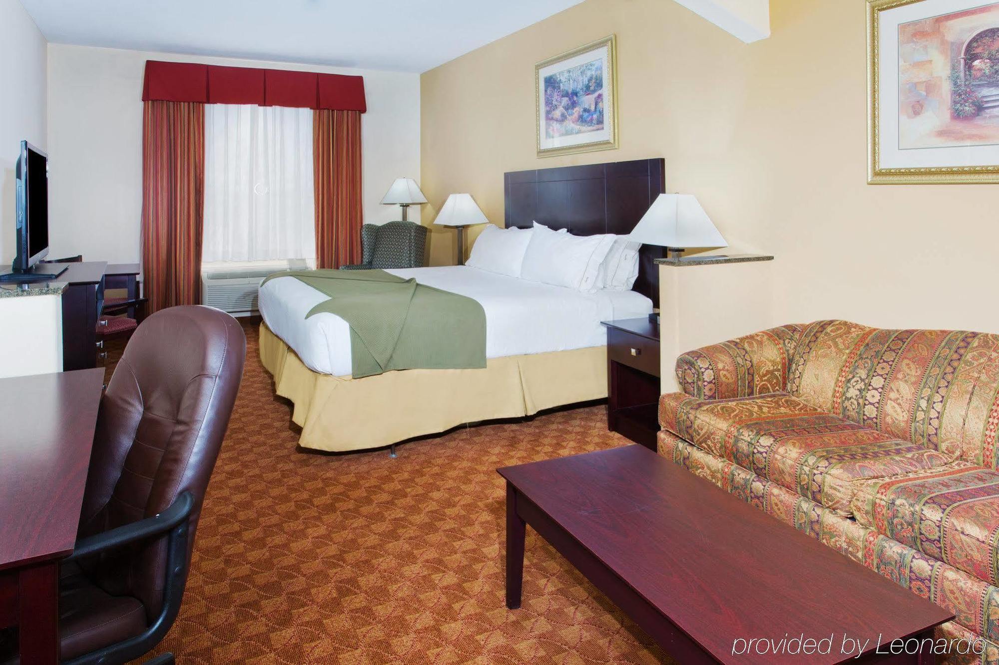 Holiday Inn Express & Suites Dallas - Duncanville By Ihg Exterior foto